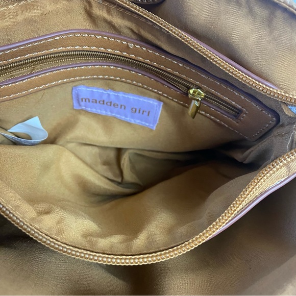 Madden Girl tan straw and polyurethane bucket bag - Picture 6 of 10